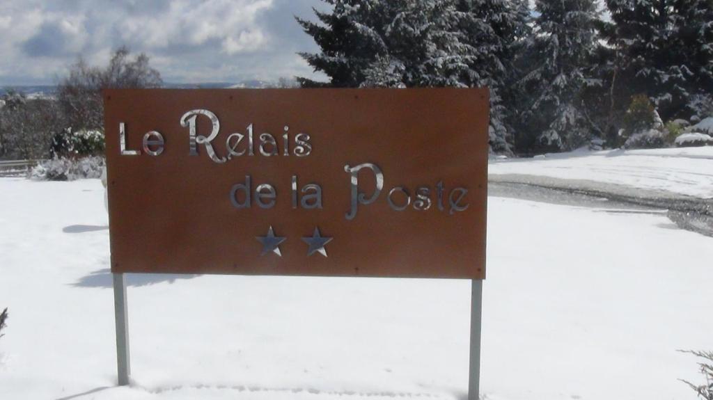 Le Relais De La Poste Hotel Neuvéglise Buitenkant foto