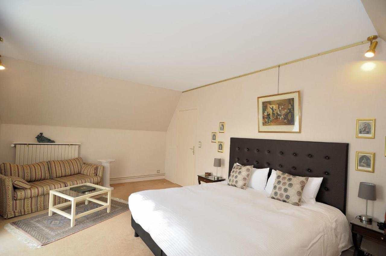 Le Relais De La Poste Hotel Neuvéglise Kamer foto